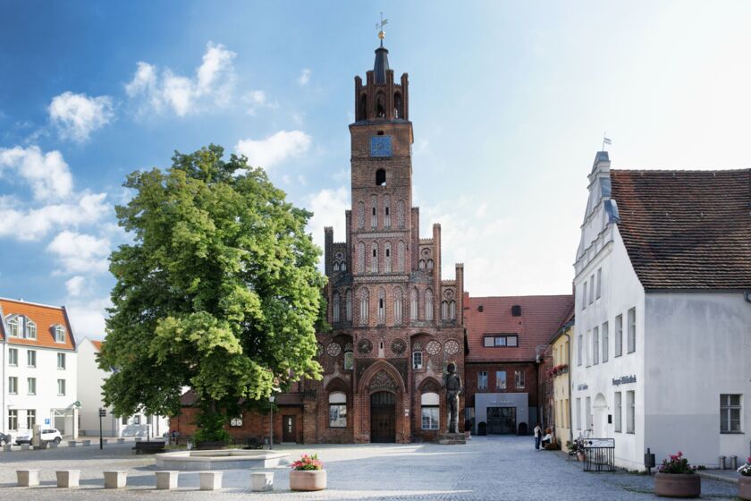 Rathaus am Altstadt Markt in Brandenburg an der Havel © Boettcher