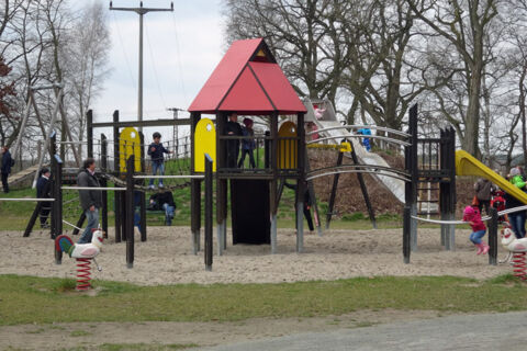 Spielplatz im Tierpark Zabakuck