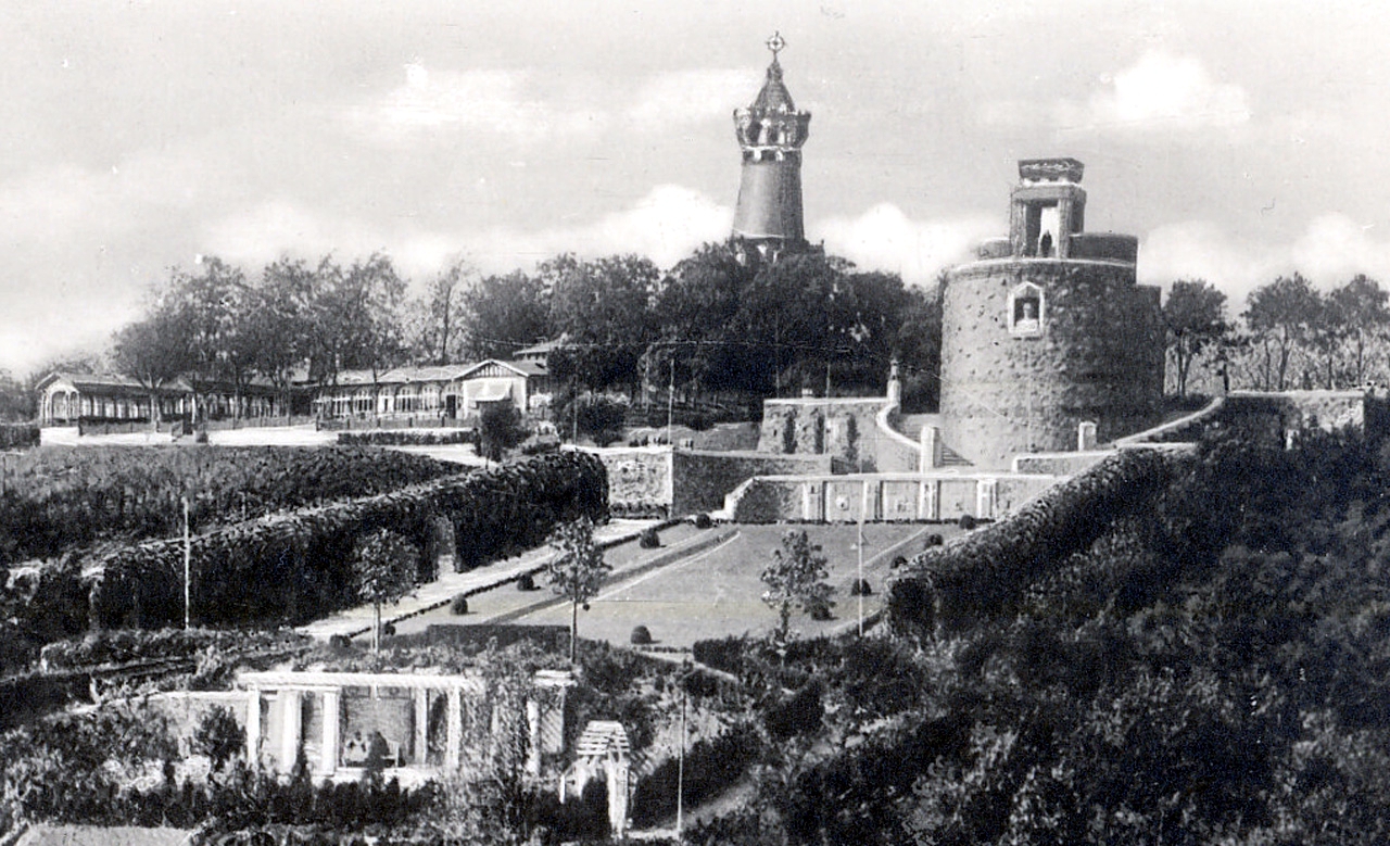 Bismarckwarte auf dem Marienberg in Brandenburg an der Havel Ausschnitt Kriegerd © Stadtarchiv